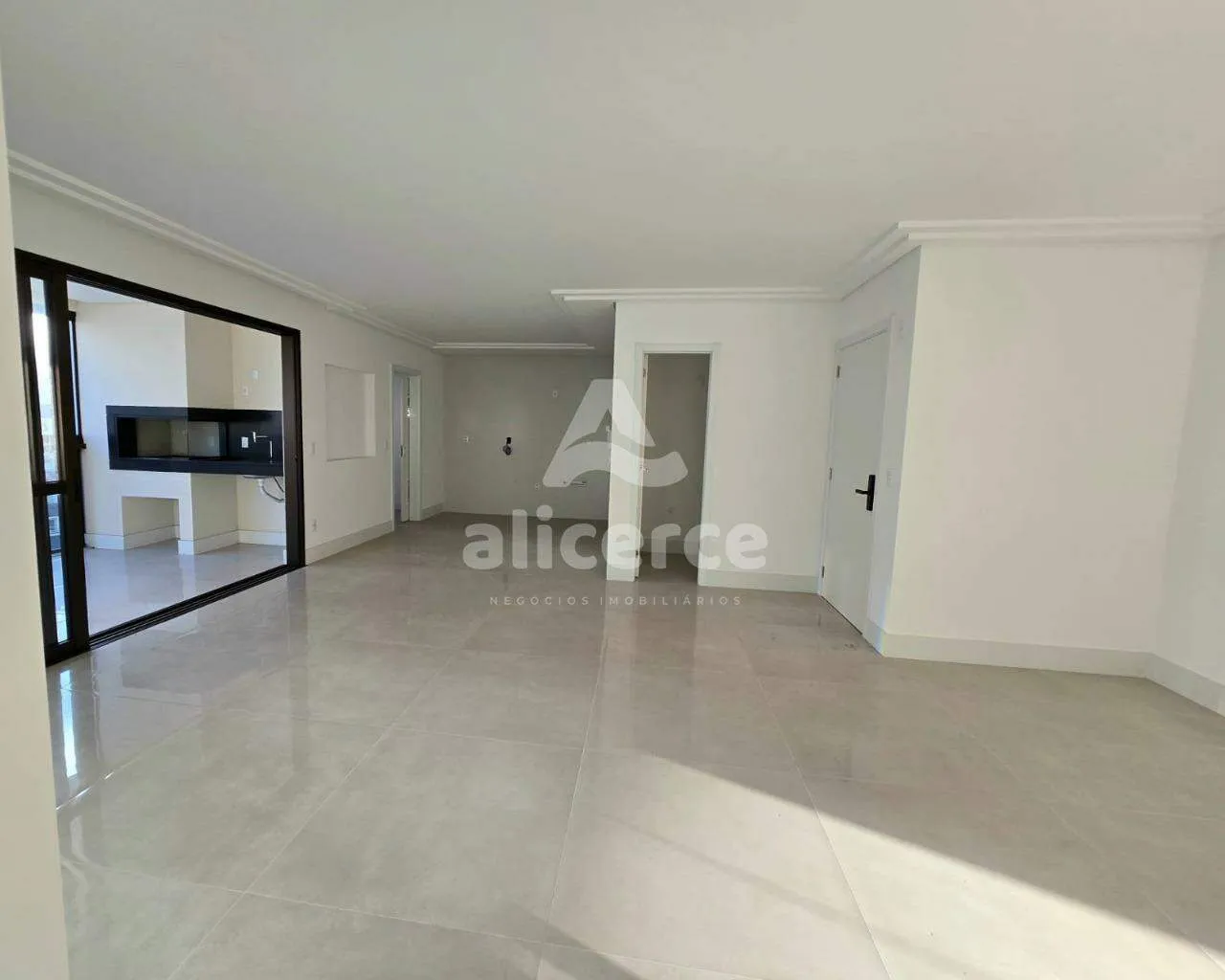 Imagem Alto Padrão | 3 Suítes | 2 Vagas | Oferta Exclusiva por Tempo Limitado