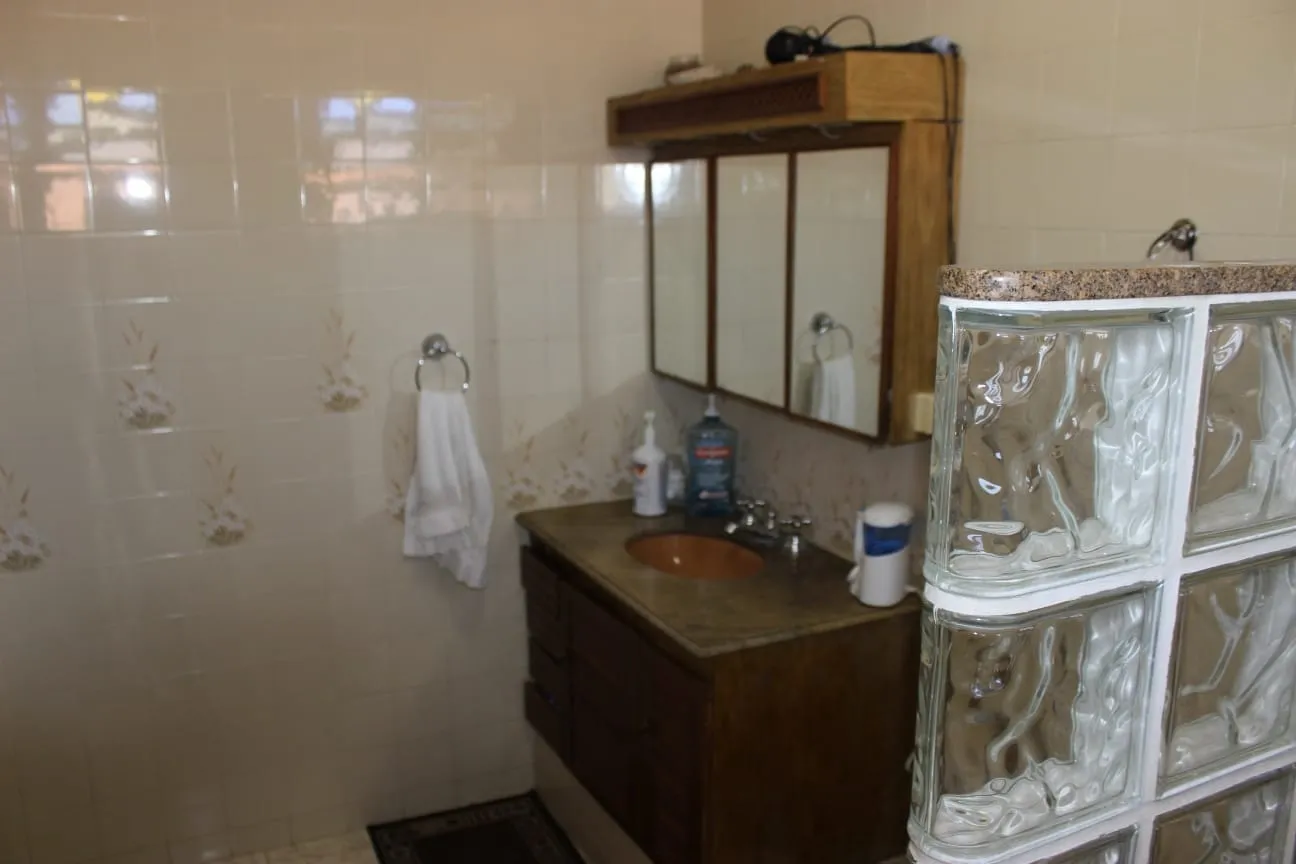 Imagem Casa à venda 4 Quartos, 1 Suite, 4 Vagas, 746.44M², Portal das Colinas, Guaratinguetá - SP