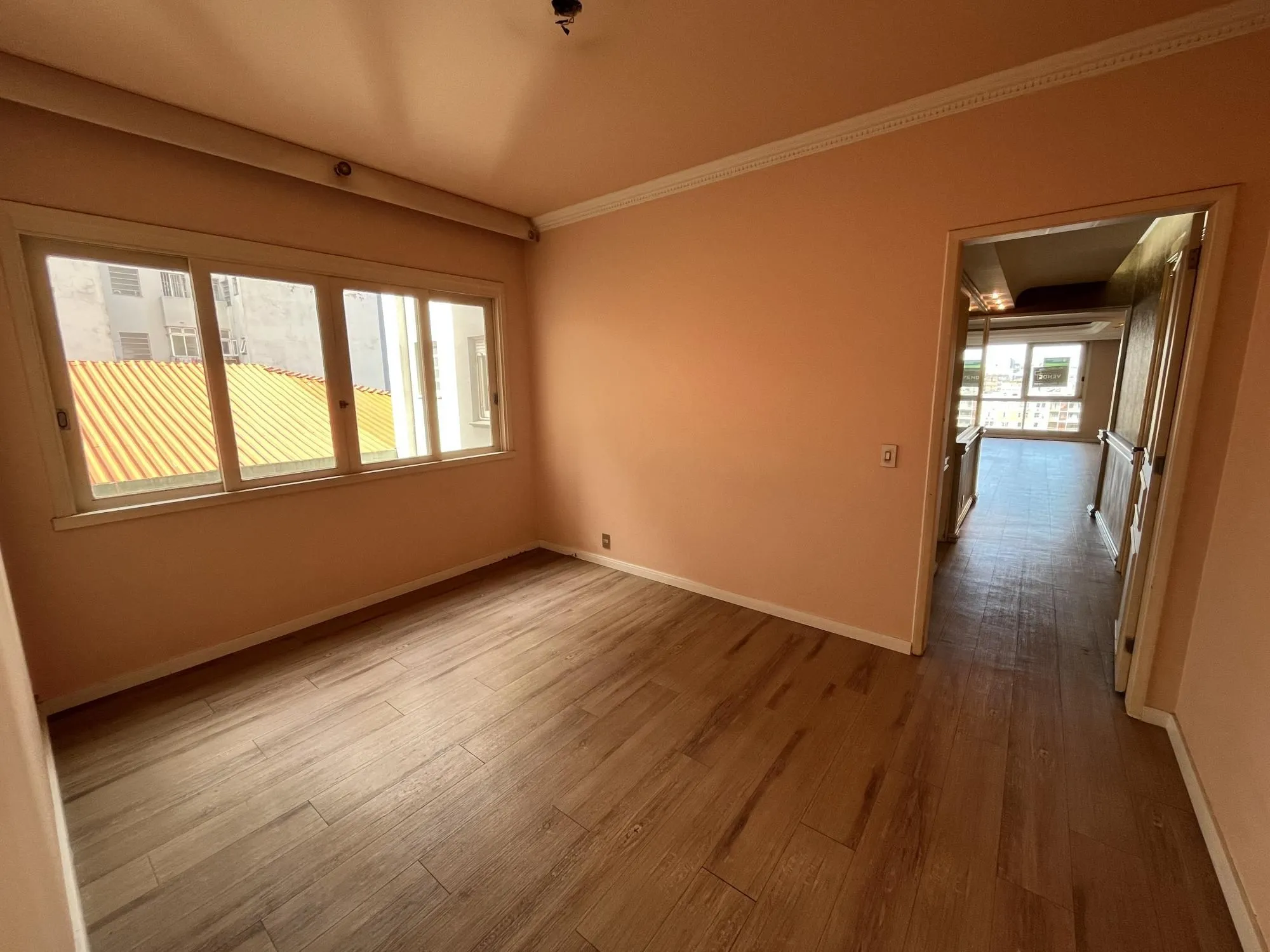 Imagem Apartamento Venda - 190.8m², 3 dormitórios, 1 suíte, 1 vaga - Centro Histórico