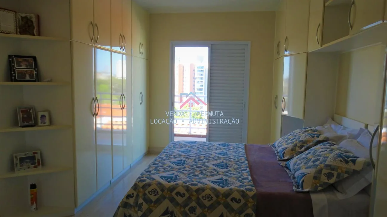Imagem Casa à venda - Excelente Localização - área útil 384 m2 com 4 dormitórios - 2 suítes - 6 vagas - Bai