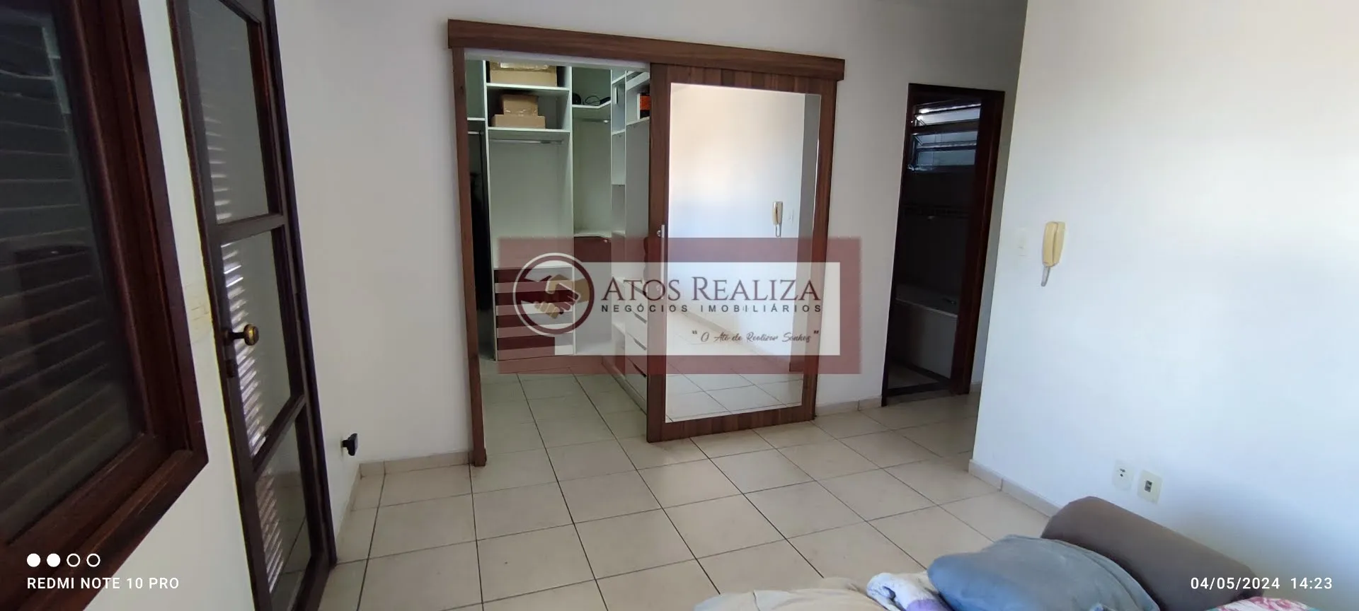 Imagem Casa Térrea em Jardim Guanabara, SP | 3 Dorms para Locação