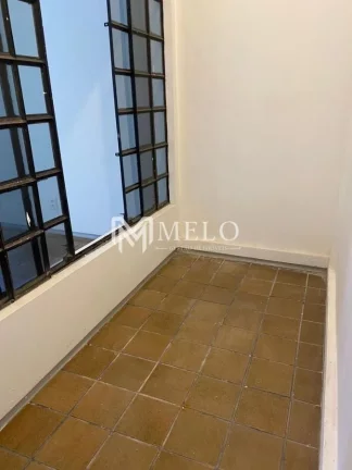 Imagem SÃO DUAS CASAS - 6qts., 2suites, 6vagas, 460m2 no Cordeiro - ACEITA FINANCIAMENTO BANCÁRIO