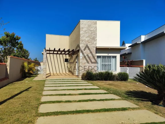 Foto do imóvel Oportunidade - 3 suítes e mobiliada - Ninho Verde 1 - Apenas 590 mil