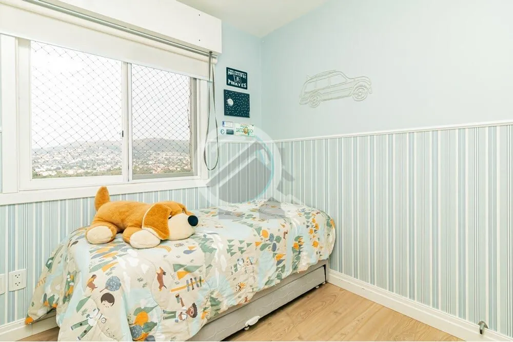 Imagem Apartamento amplo em andar alto com vista permanente e panorâmica da cidade, em rua arborizada e tr...