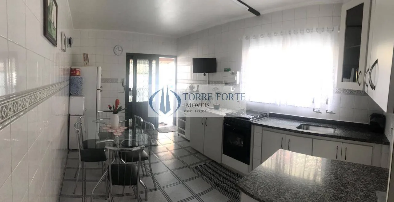 Imagem Sobrado 3 dormitórios 2 banheiros e 2 vagas Jardim Danfer