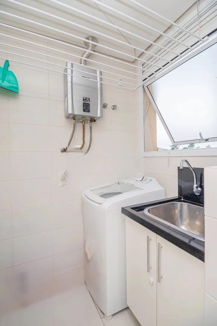 Imagem Apartamento 2 Dormitórios com Suíte e 2 Vagas no Jardim Botânico - Porto Alegre