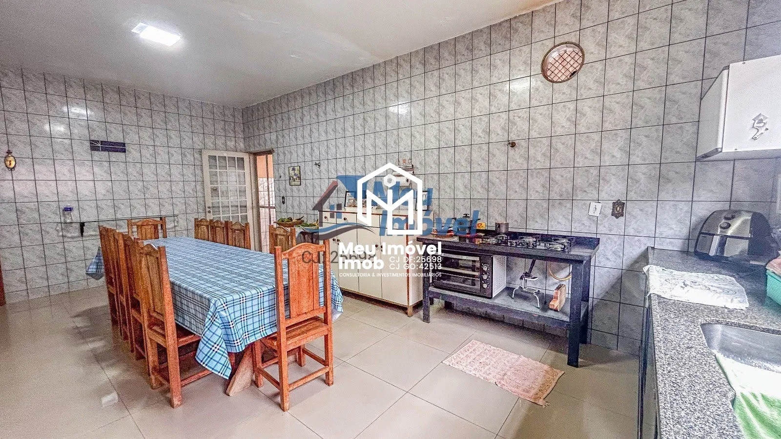 Foto do imóvel Cond Versales Casa 5 Quartos 2 Suítes 4 Vagas 500m² em Rua 12 Chácara 318, S/n - Setor Habitacional Vicente Pires, Brasília - DF