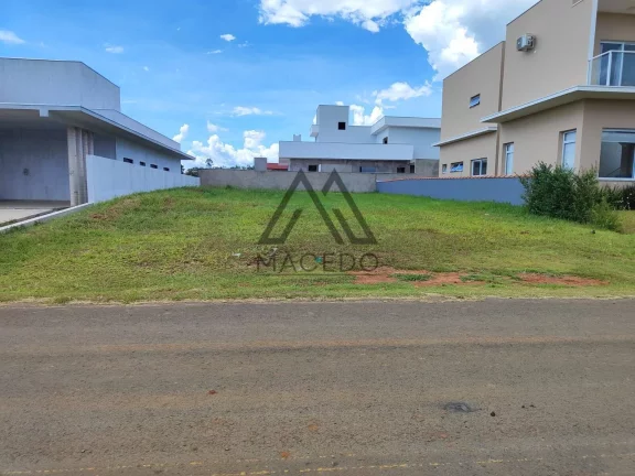 Imagem Lote especial no Ninho Verde I