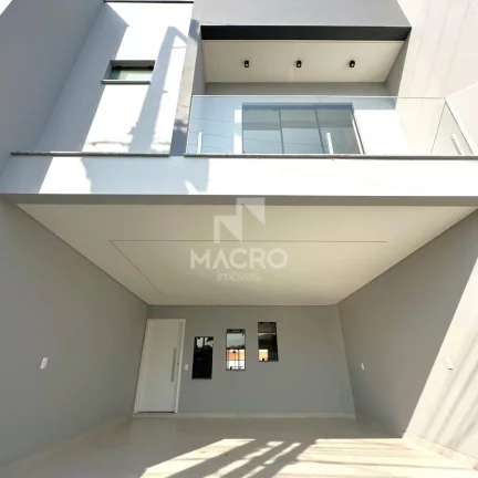 Foto do imóvel Geminado Sobrado | Ilha da Figueira | Suíte + 2 quartos | 160m²