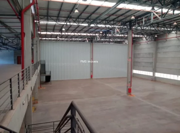 Imagem Galpão Comercial em Cajamar-SP, com 4.350m² de Área.