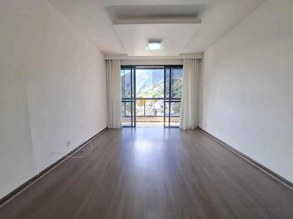 Foto do imóvel Apartamento para Venda em Teresópolis / RJ em Avenida Oliveira Botelho