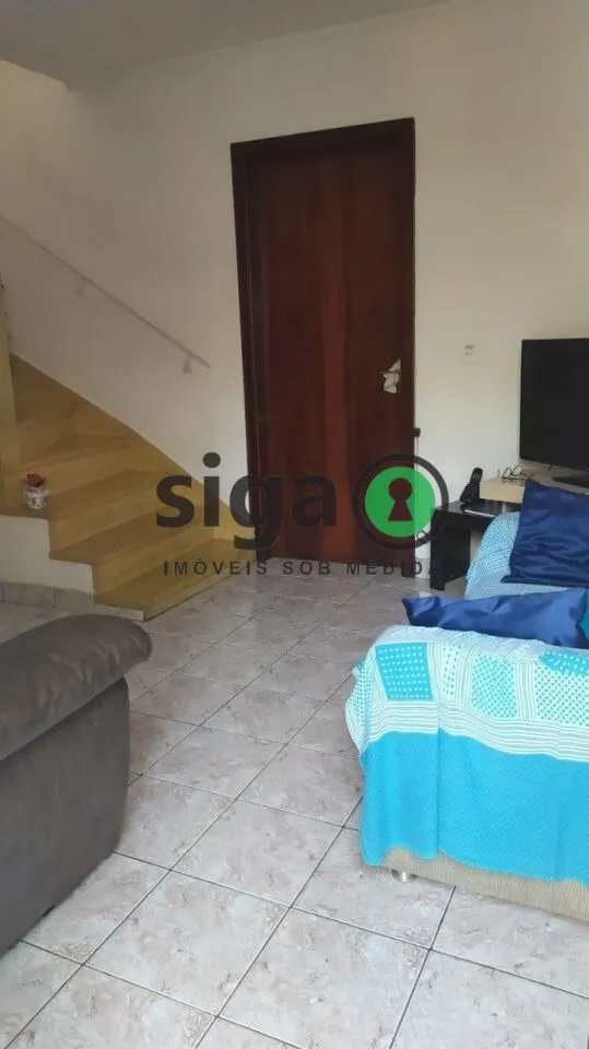 Foto do imóvel Imóvel com 3 Casas e 3 Vagas Próximo à Av. Santa Catarina