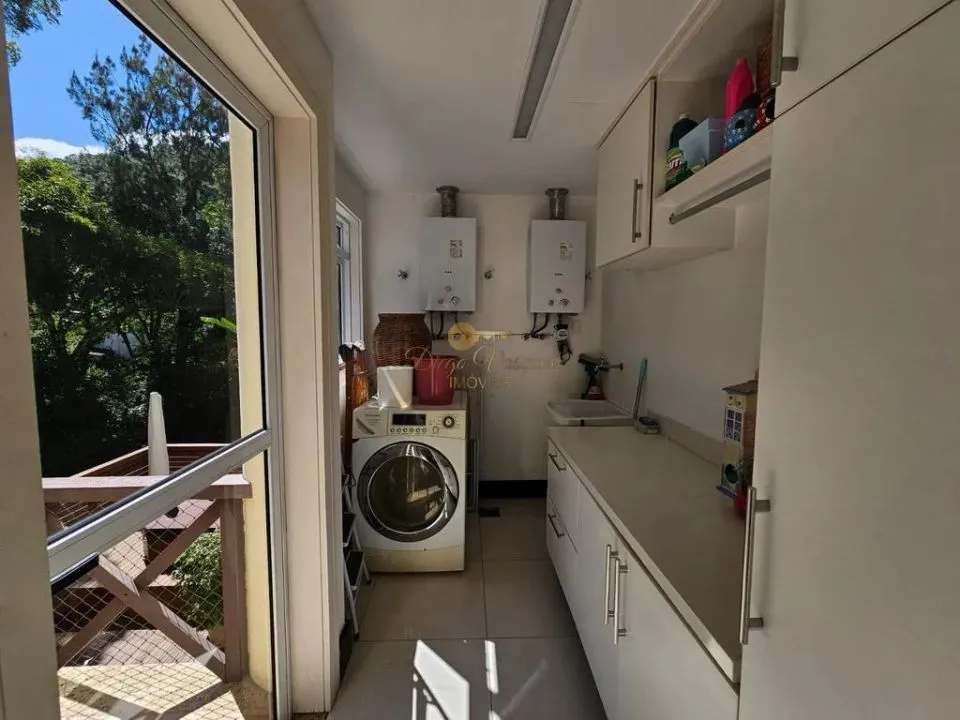 Imagem Casa em Condomínio para Venda em Teresópolis / RJ no bairro Bom Retiro