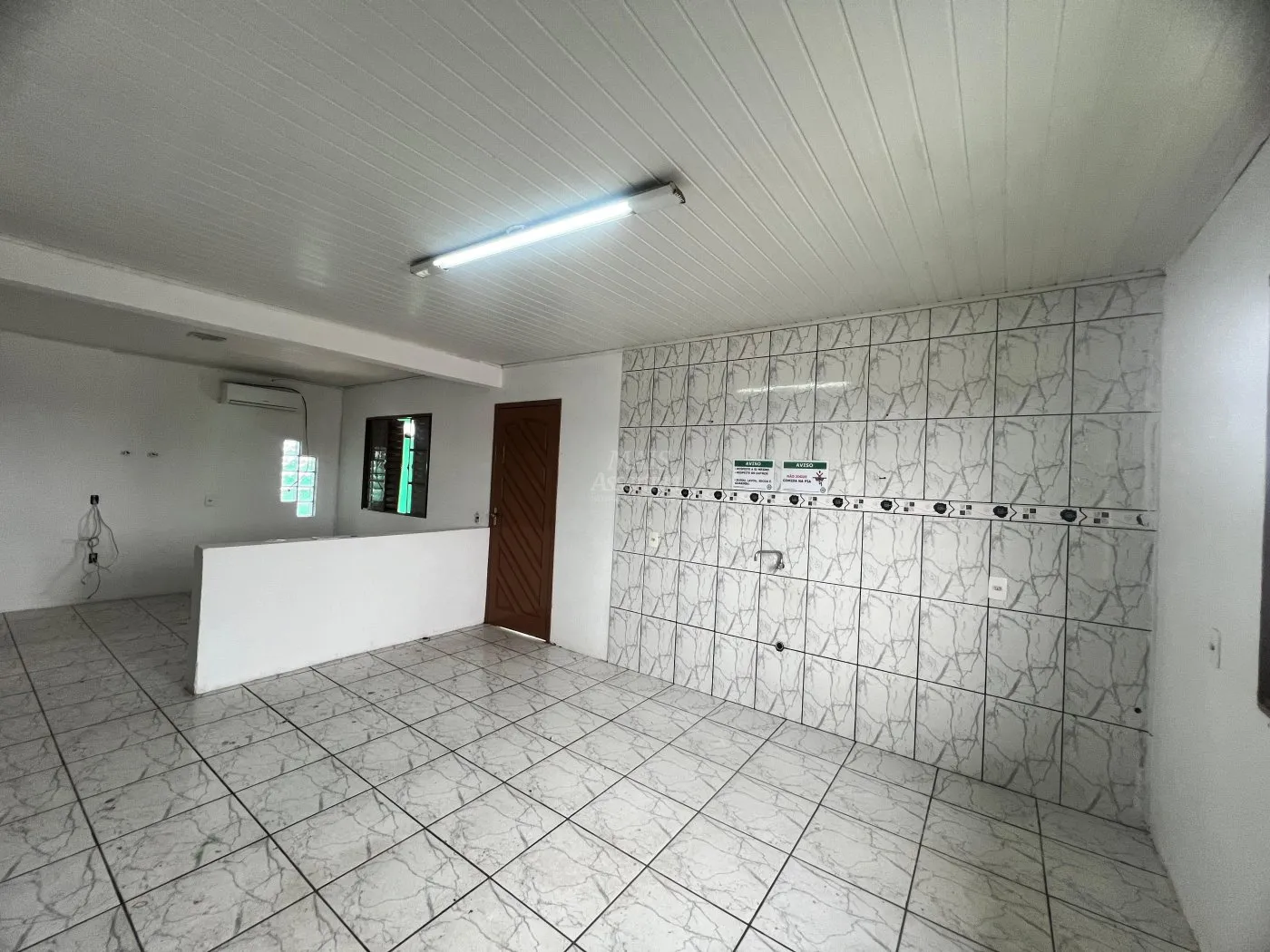 Imagem Casa de 3 dormitórios para locação em Canudos, Novo Hamburgo