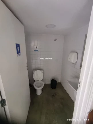 Imagem Loja com 200m² para locação no Jardim Paulistano.