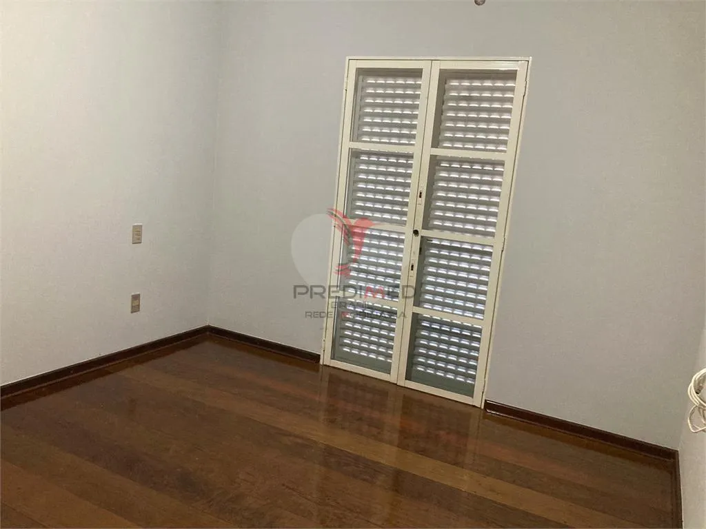 Imagem Casa de 2 quartos, 216m² no bairro Jardim Ubirama, em Lençóis Paulista
