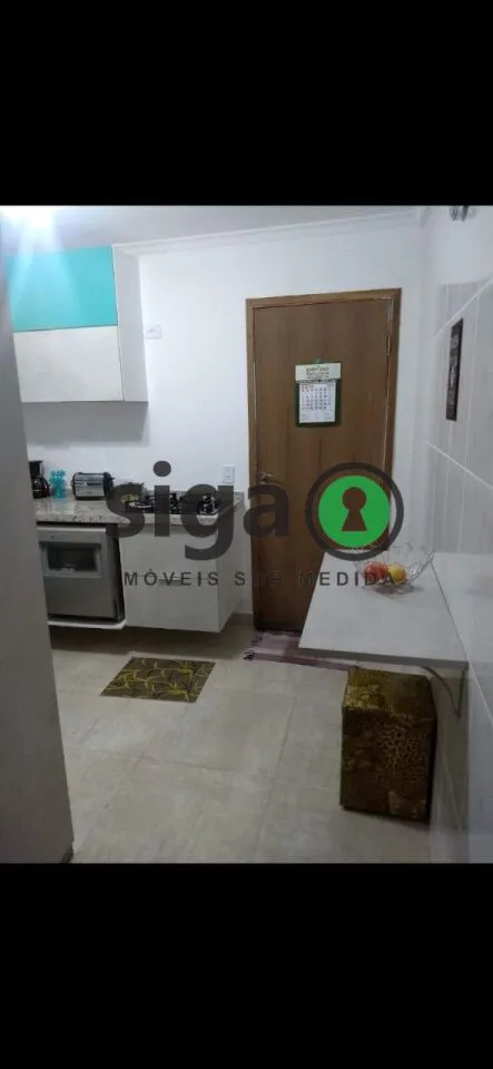 Imagem Sobrado com Quintal Amplo e IPTU Isento em Localização Estratégica.