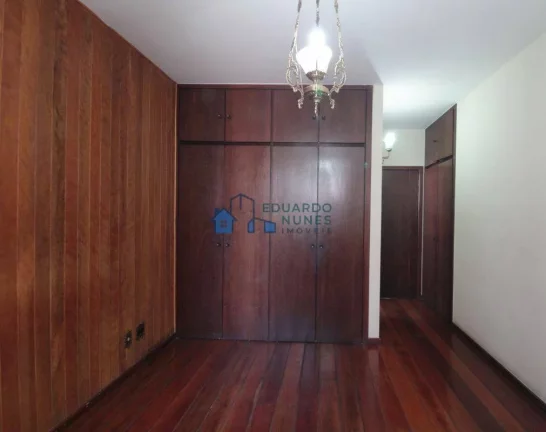 Imagem OPORTUNIDADE, APARTAMENTO COM 04 QUARTOS NA SAVASSI.