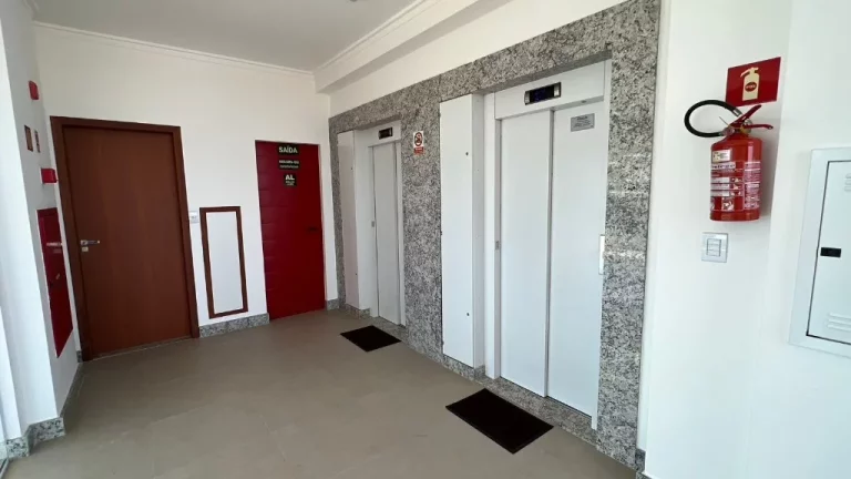 Imagem apartamento com elevador disponivel para venda na praia do morro guarapari