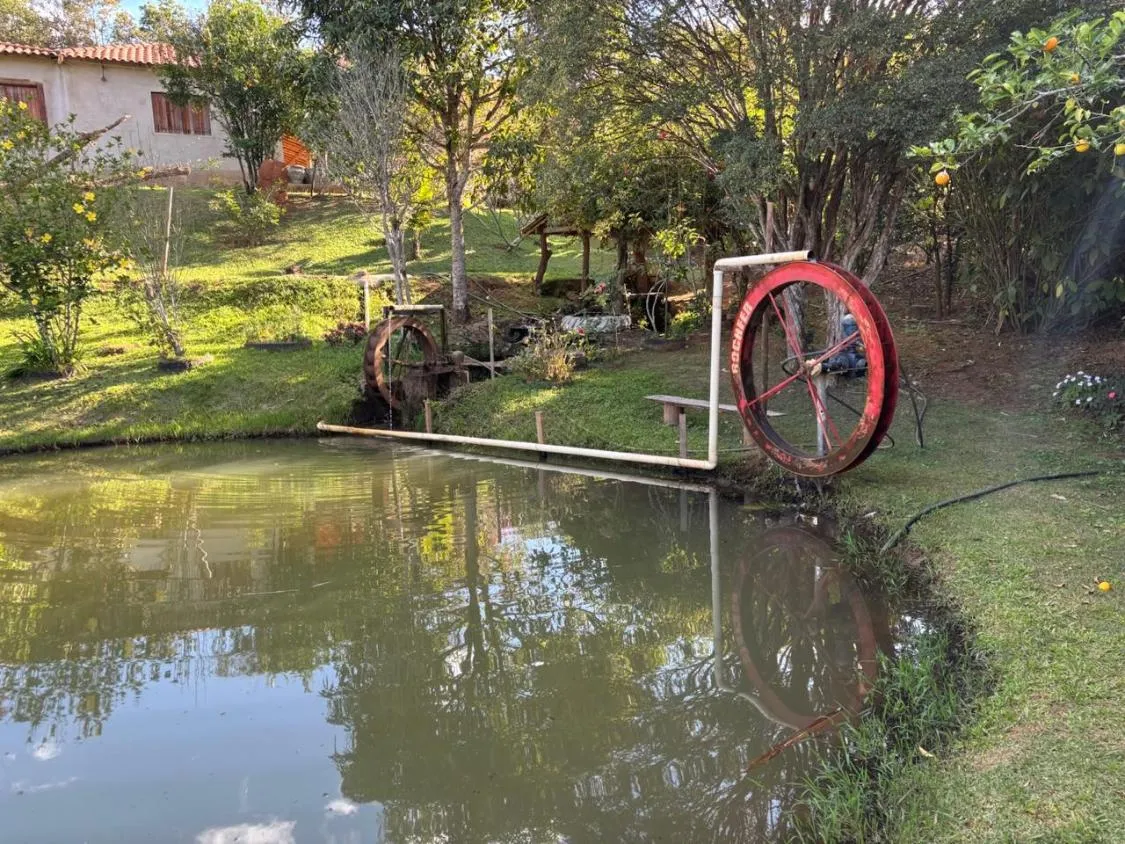 Imagem "vendo 6 Hectares de Sossego em Entre Rios de Minas"