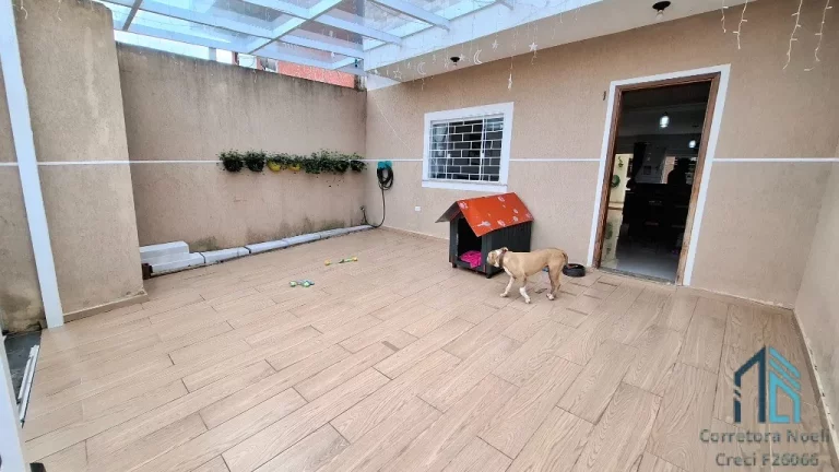 Imagem Casa 03 quartos c/suíte, área de lazer, churrasqueira, 04 vagas no Bairro Alto em Curitiba PR