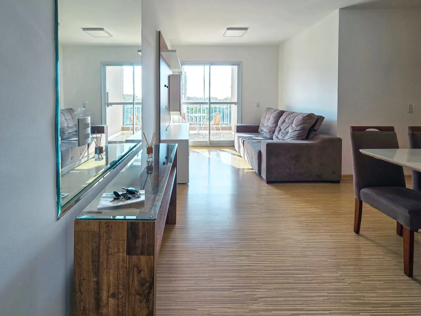 Imagem Apartamento 3 Dorms com Suíte e 2 Vagas no Condomínio Veríssimo - Infraestrutura Excepcional em Teresópolis