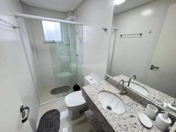 Imagem Lindo Apartamento 3 dormitórios próximo a praia de Bombas