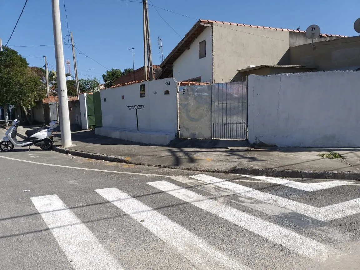 Foto do imóvel Casa à venda 6 Quartos, 2 Suites, 4 Vagas, 289M², Laerte Assunção, Pindamonhangaba - SP