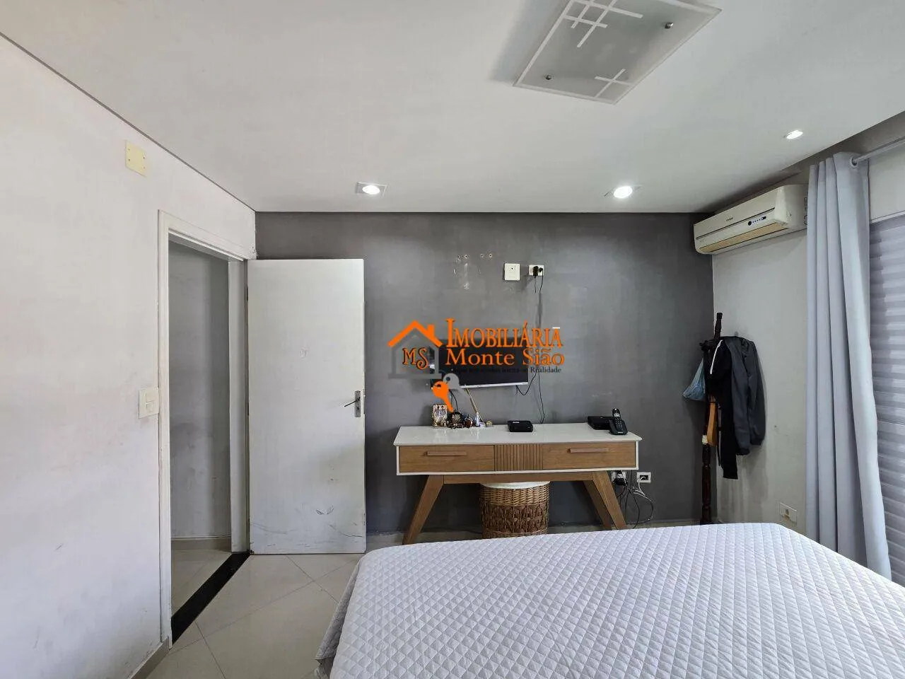 Imagem Sobrado à venda, 163 m² por R$ 695.000 - Parque Continental I - Guarulhos/SP