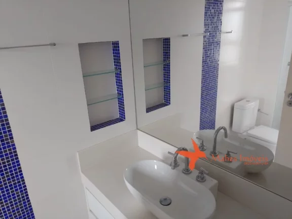 Imagem Imóvel de 2 quartos, 1 suíte, 2 banheiros e 2 vagas em Pinheiros, São Paulo - SP.