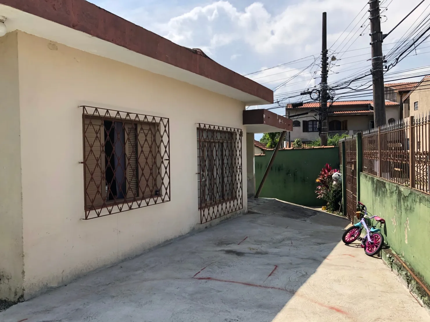 Imagem Casa à venda 5 Quartos, 1 Suite, 8 Vagas, 320M², Jardim Cristina, Pindamonhangaba - SP