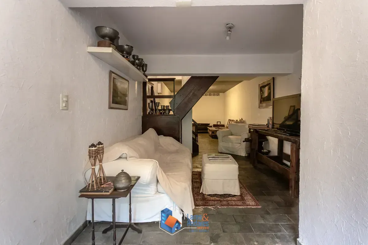 Imagem Casa para venda em Parque Colonial com 2 quartos, 107m²