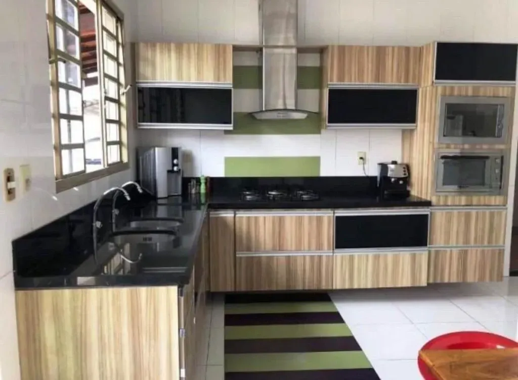 Imagem Casa com 3 Quartos à Venda, 207 m² em São João Batista (Venda Nova) - Belo Horizonte