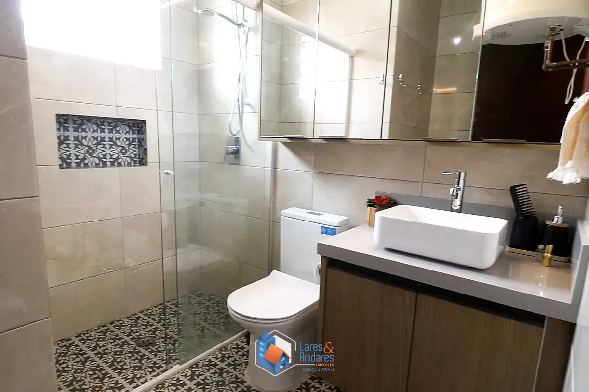 Imagem Sobrado para venda em Vila Mazzei com 3 quartos, sendo 2 suítes, 122m²