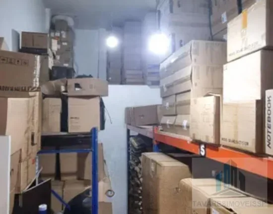 Imagem Oportunidade Incrível! Galpão/Depósito/Armazém à Venda na República por R$570.000!