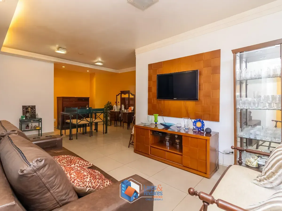 Imagem Apartamento para venda em Chácara Inglesa com 3 quartos, sendo 1 suíte, 98m²