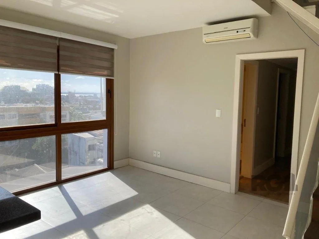 Imagem APARTAMENTO DE COBERTURA - 2 dorms. - 1 vaga - 118,02 m² - MENINO DEUS