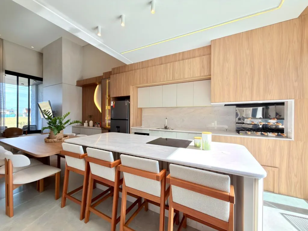 Imagem Casa em Condominio 4 Dormitórios - Bairro Centro
