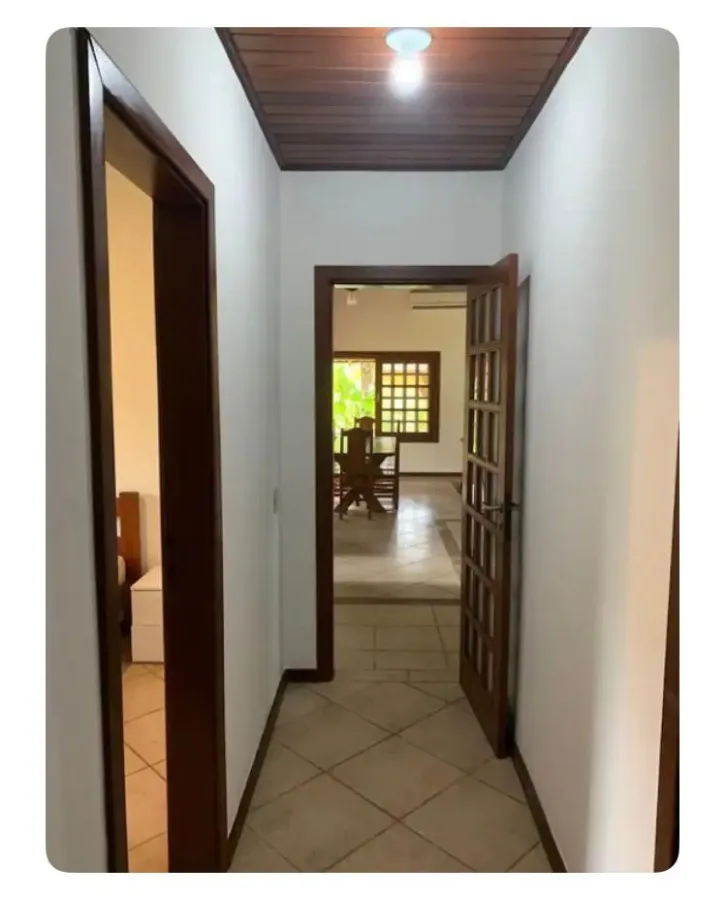 Imagem Casa na Praia para Venda em São Sebastião, Camburiznho, 3 dormitórios, 3 suítes, 4 banheiros, 3 vagas