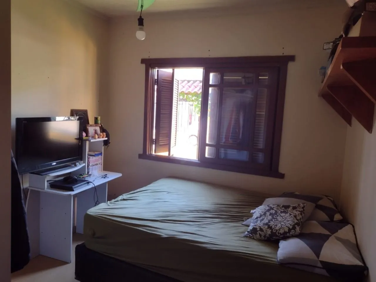 Imagem Casa para Venda - 693.6m², 5 dormitórios, sendo 3 suites, 4 vagas - Hípica
