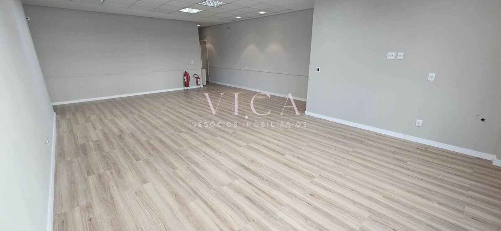 Imagem Alpha Omega Alphaville|Sala 120m² vista 2 vagas por R$ 4.300,00/mês