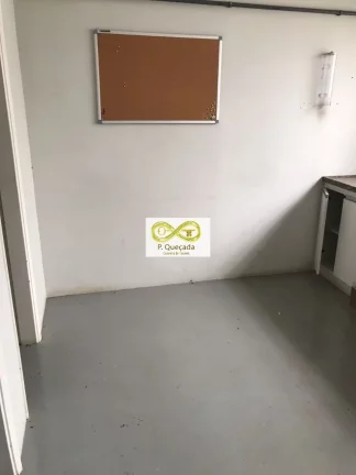 Imagem Sala comercial com 9 salas e 5 banheiros disponível para locação!