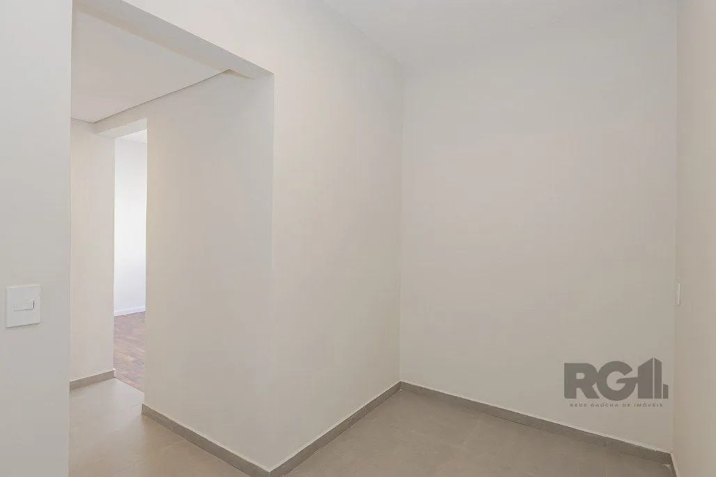 Imagem Apartamento totalmente reformado 2 dormitórios com 2 suítes, localizado no bairro Santana.