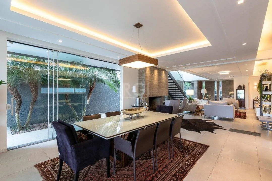 Imagem Casa Condominio Terra Ville para Venda - 339.3m², 4 suites, 6 vagas - e fundo lago.