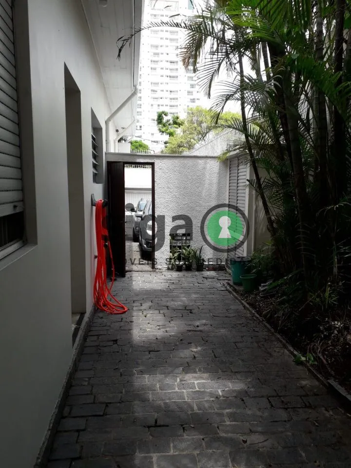 Imagem CASA TÉRREA COMERCIAL OU RESIDENCIAL À VENDA E LOCAÇÃO NO JARDIM AEROPORTO ? 182 M²