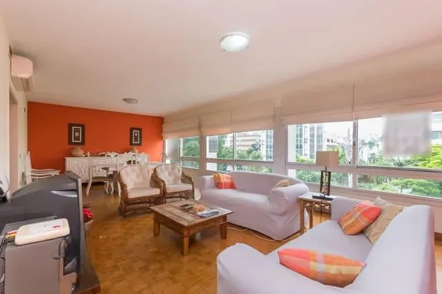 Imagem Apartamento 4 dorms à venda Rua Vinte e Quatro de Outubro, Moinhos de Vento - Porto Alegre
