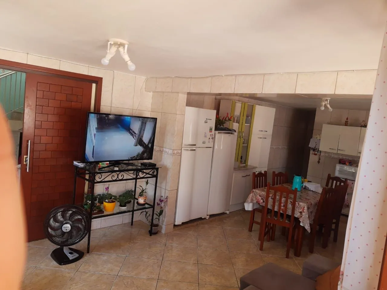 Imagem Grande Oportunidade - Casa Ampla e Recém Reformada em Localização Privilegiada