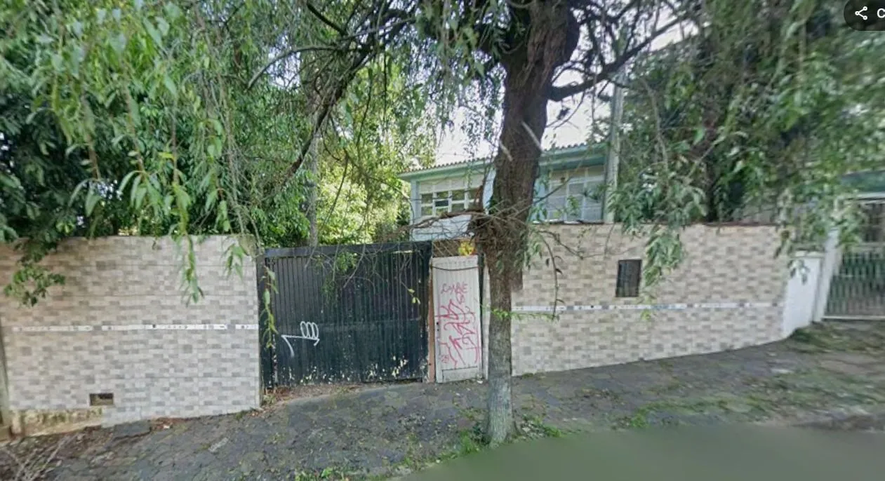 Imagem Terreno no bairro Petrópolis com 733m²