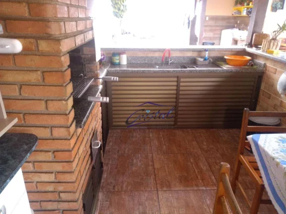 Imagem Chácara com 5 dormitórios à venda, 2400 m² por R$ 1.000.000,00 - Jardim Caju - Pedro de Toledo/SP