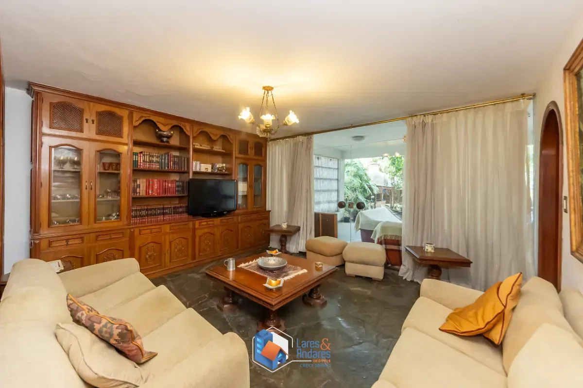 Imagem Casa para venda em Campo Belo com 5 quartos, sendo 4 suítes, 369m²